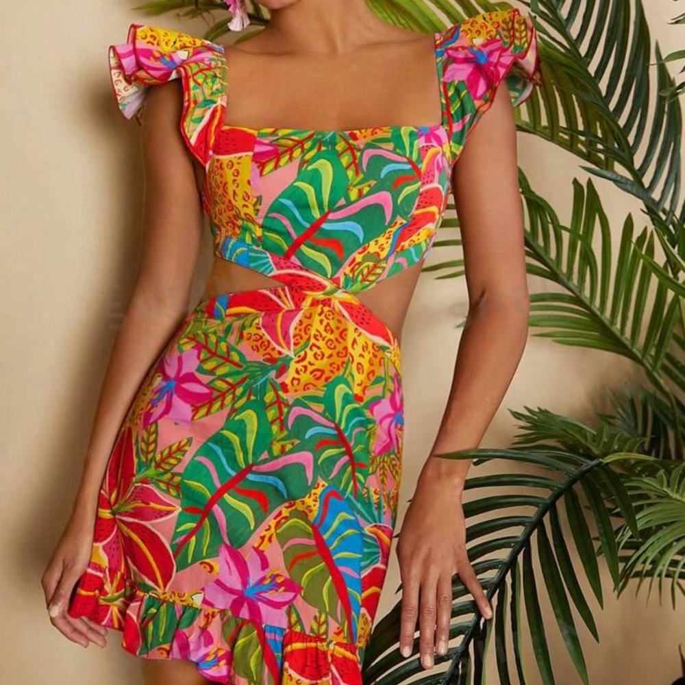 Women’s SHEIN tropical cut out dress. New! Size medium
